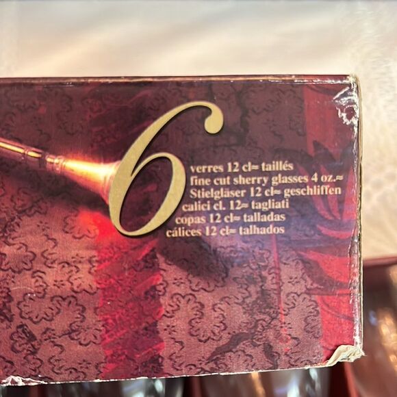 Granville  by CRISTAL D'ARQUES-DURAND glasses 4 oz set of 12. - Picture 5 of 6